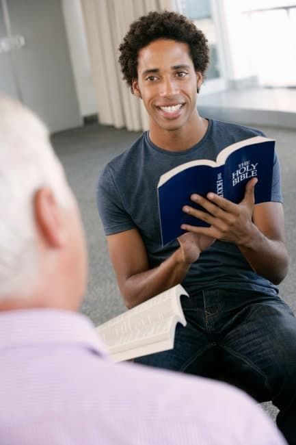 faith-based counseling session in Atlanta Christian recovery center